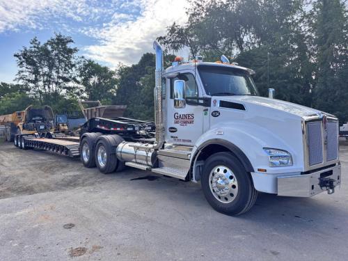 Powered by a 2027 Kenworth T880 Cummins X15 High Horsepower (Output) Motor